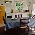 Oostdijk Apartment *