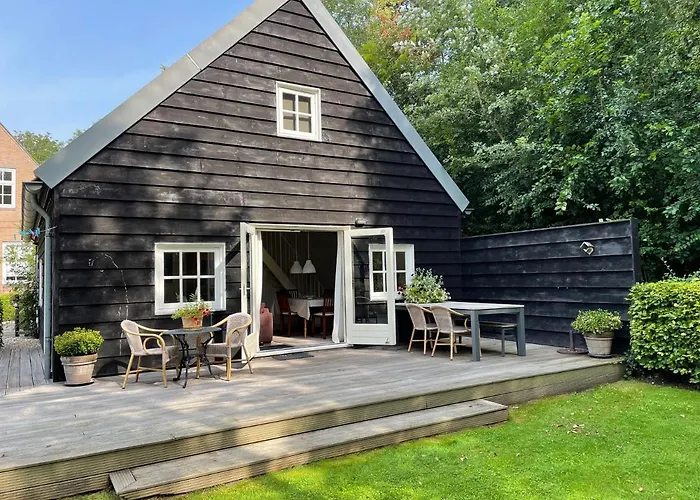 Oostdijk Apartment *